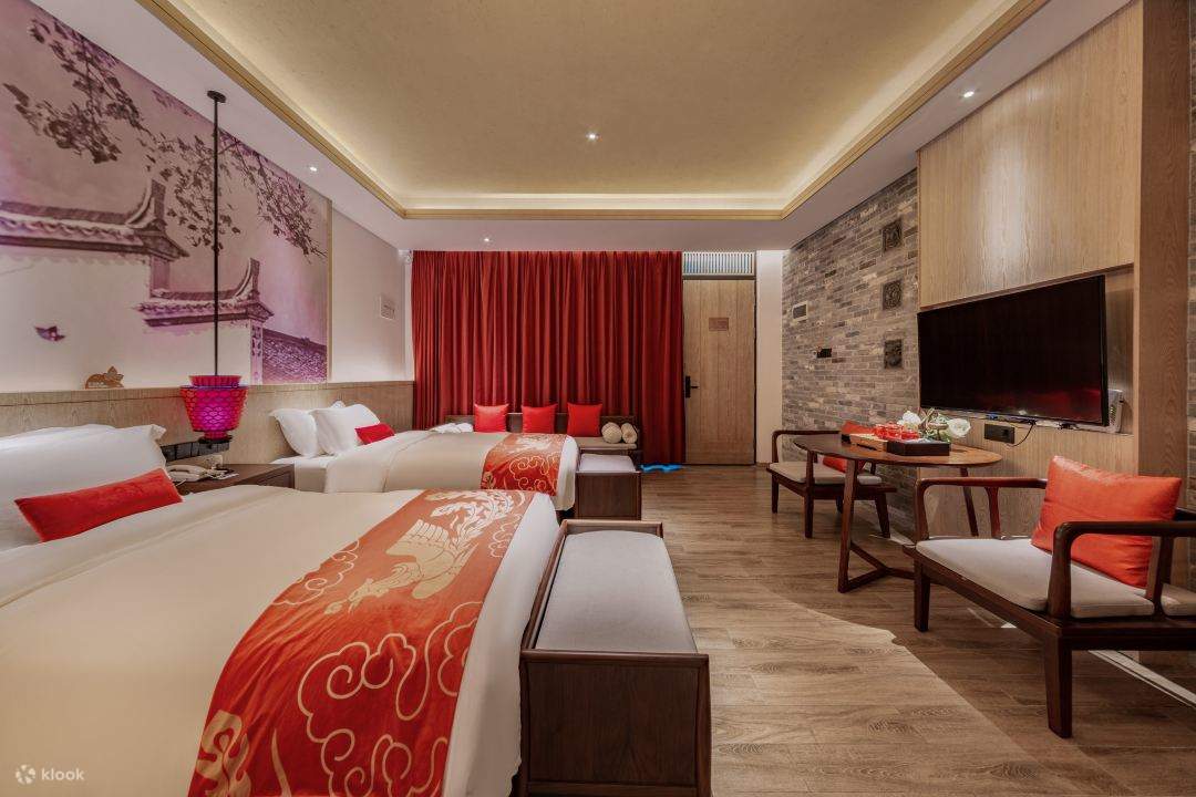 [Inside Gankeng Ancient Town/Directly reach Futian Port Line 10] Shenzhen OCT Gankeng Ancient Town - Phoenix Hakka Hotel Accommodation Package